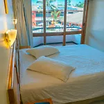 Porto das Naus Praia Hotel