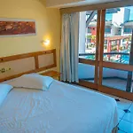 Porto das Naus Praia Hotel